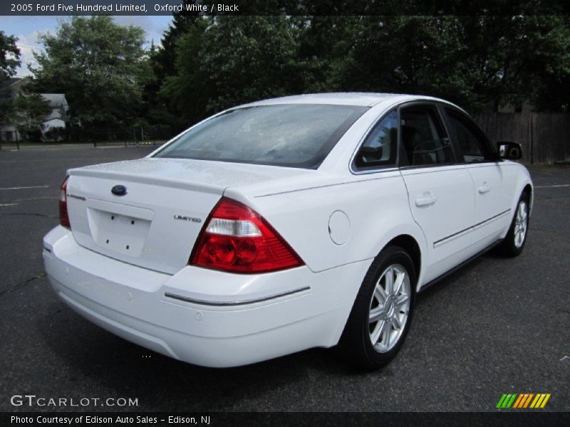 Oxford White / Black 2005 Ford Five Hundred Limited