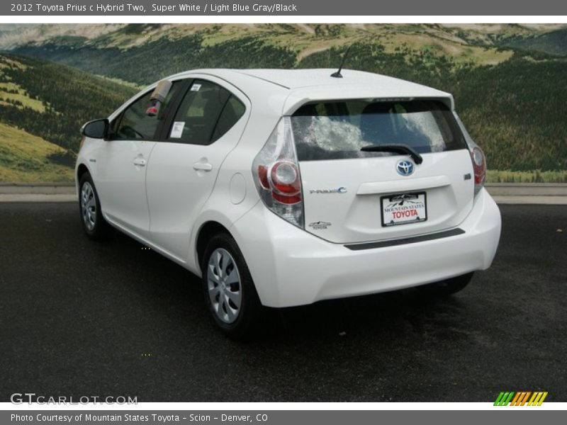 Super White / Light Blue Gray/Black 2012 Toyota Prius c Hybrid Two