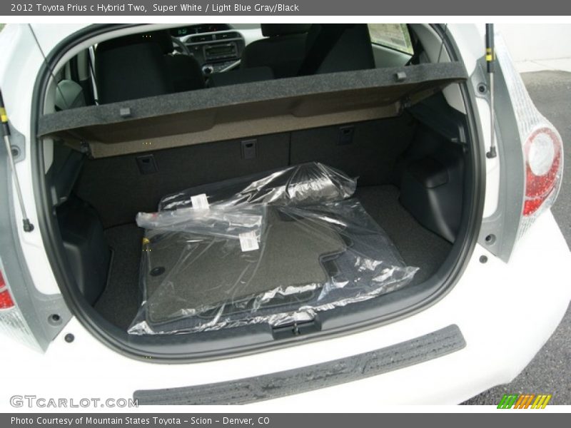 Super White / Light Blue Gray/Black 2012 Toyota Prius c Hybrid Two