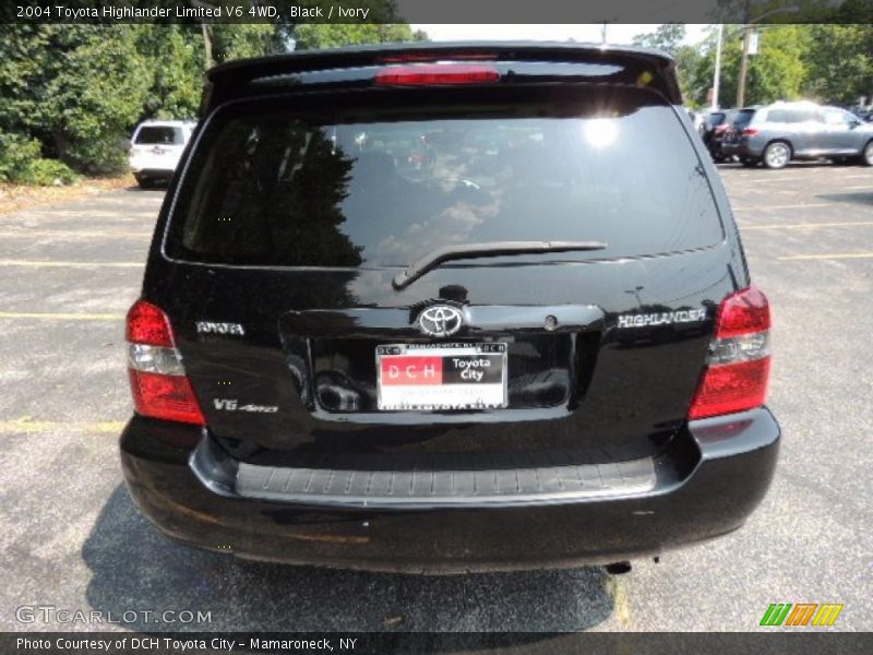 Black / Ivory 2004 Toyota Highlander Limited V6 4WD