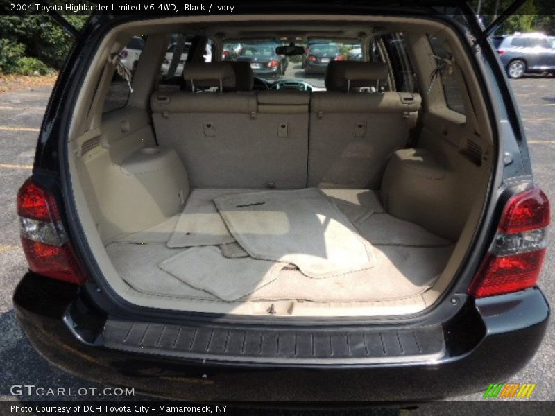 Black / Ivory 2004 Toyota Highlander Limited V6 4WD