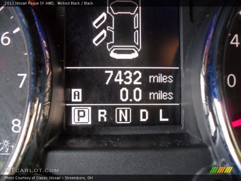 Wicked Black / Black 2011 Nissan Rogue SV AWD