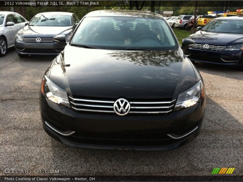 Black / Titan Black 2012 Volkswagen Passat 2.5L SE