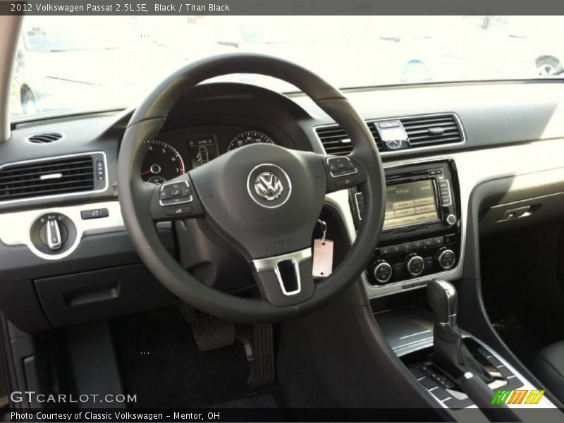 Black / Titan Black 2012 Volkswagen Passat 2.5L SE