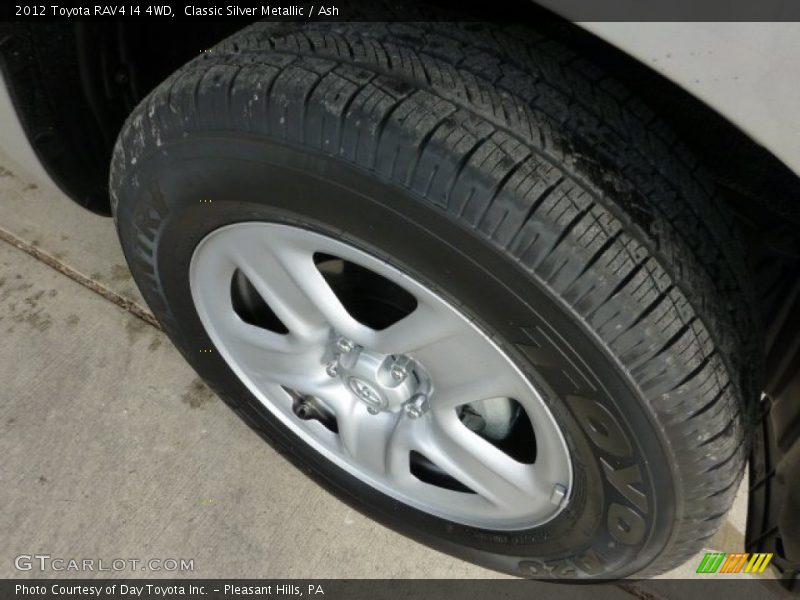 Classic Silver Metallic / Ash 2012 Toyota RAV4 I4 4WD