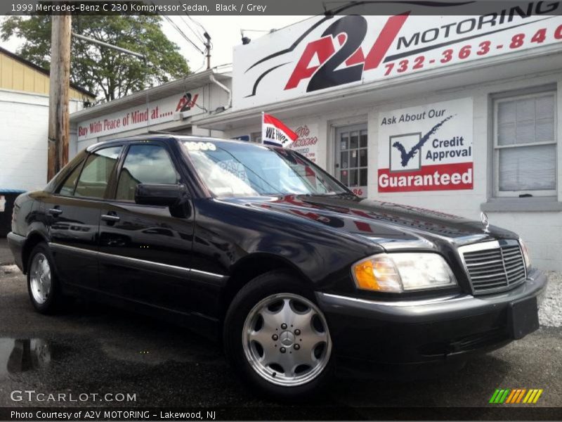 Black / Grey 1999 Mercedes-Benz C 230 Kompressor Sedan