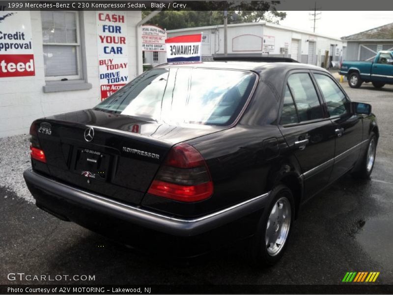 Black / Grey 1999 Mercedes-Benz C 230 Kompressor Sedan