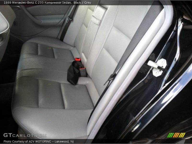 Black / Grey 1999 Mercedes-Benz C 230 Kompressor Sedan