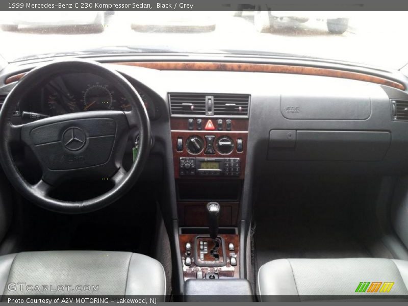 Black / Grey 1999 Mercedes-Benz C 230 Kompressor Sedan