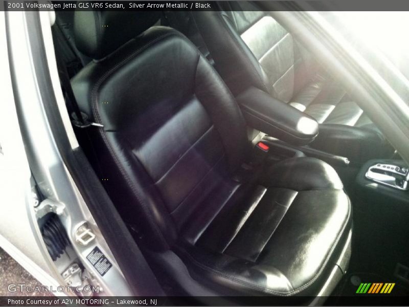Silver Arrow Metallic / Black 2001 Volkswagen Jetta GLS VR6 Sedan