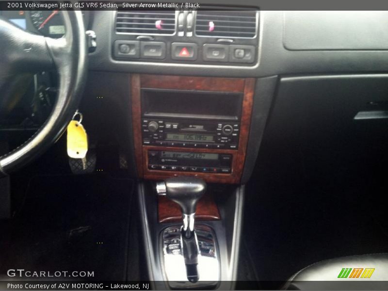 Silver Arrow Metallic / Black 2001 Volkswagen Jetta GLS VR6 Sedan