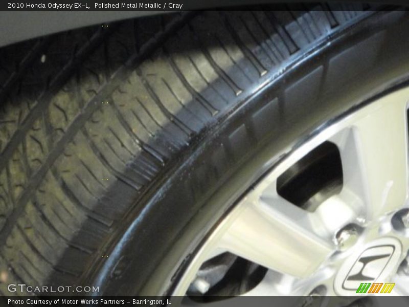 Polished Metal Metallic / Gray 2010 Honda Odyssey EX-L