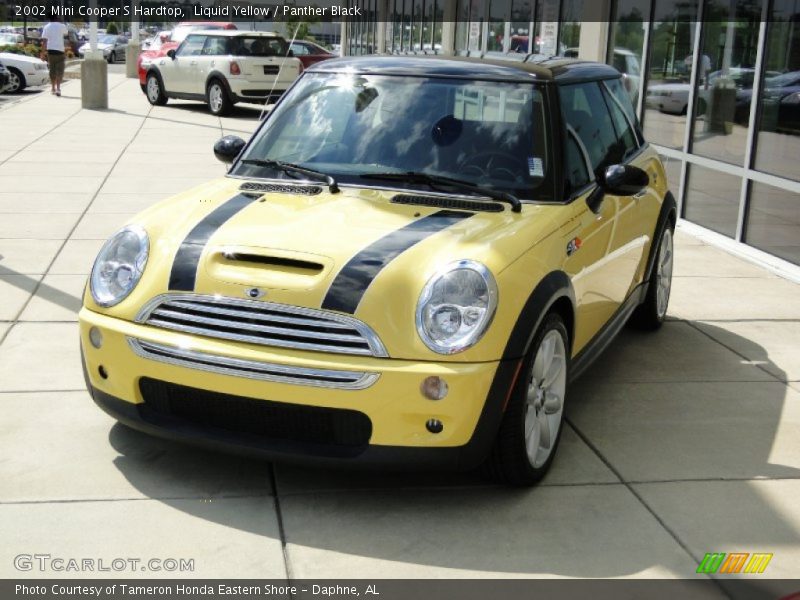 Liquid Yellow / Panther Black 2002 Mini Cooper S Hardtop