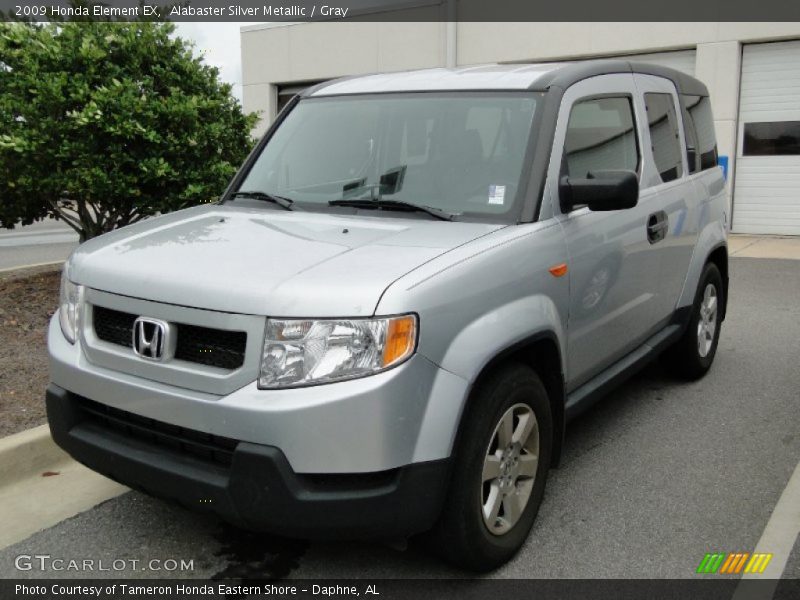 Front 3/4 View of 2009 Element EX