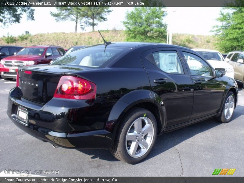 Brilliant Black Crystal Pearl / Black/Light Frost Beige 2011 Dodge Avenger Lux