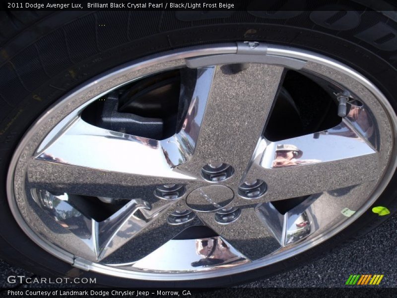 Brilliant Black Crystal Pearl / Black/Light Frost Beige 2011 Dodge Avenger Lux
