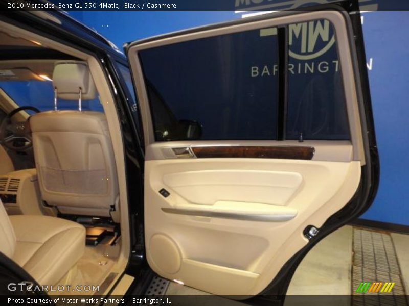 Black / Cashmere 2010 Mercedes-Benz GL 550 4Matic