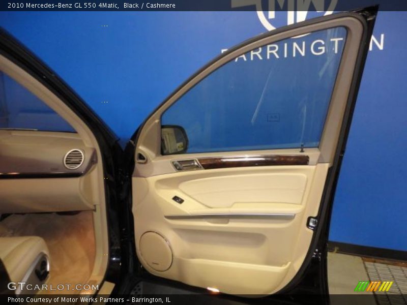 Black / Cashmere 2010 Mercedes-Benz GL 550 4Matic
