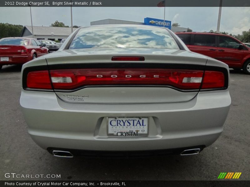 Bright Silver Metallic / Black 2012 Dodge Charger SE