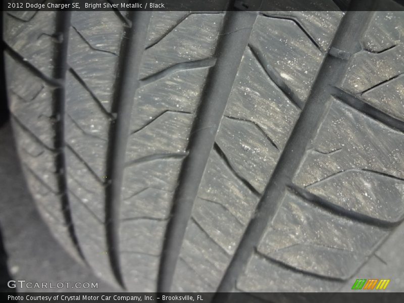Bright Silver Metallic / Black 2012 Dodge Charger SE