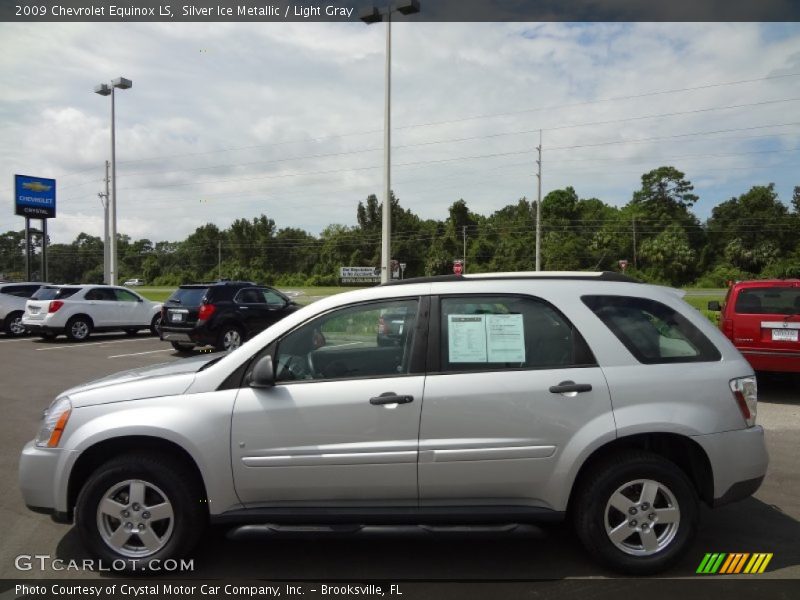 Silver Ice Metallic / Light Gray 2009 Chevrolet Equinox LS