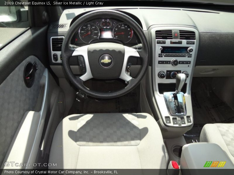 Silver Ice Metallic / Light Gray 2009 Chevrolet Equinox LS