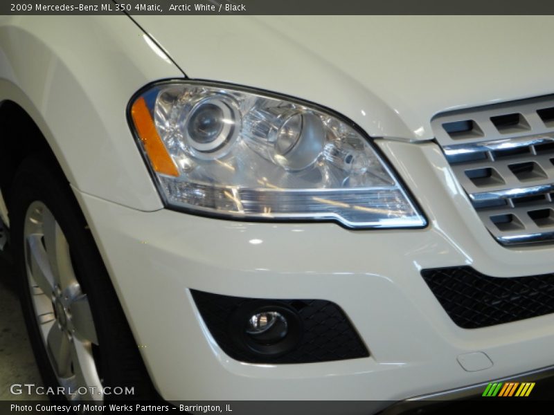 Arctic White / Black 2009 Mercedes-Benz ML 350 4Matic