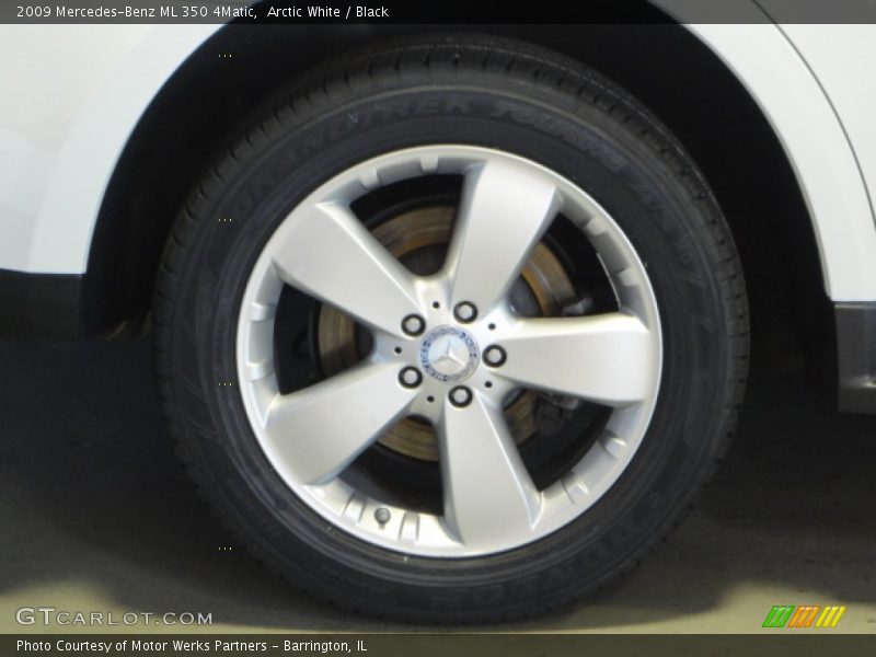 Arctic White / Black 2009 Mercedes-Benz ML 350 4Matic