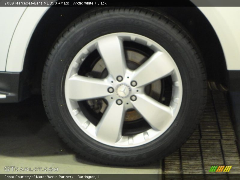 Arctic White / Black 2009 Mercedes-Benz ML 350 4Matic