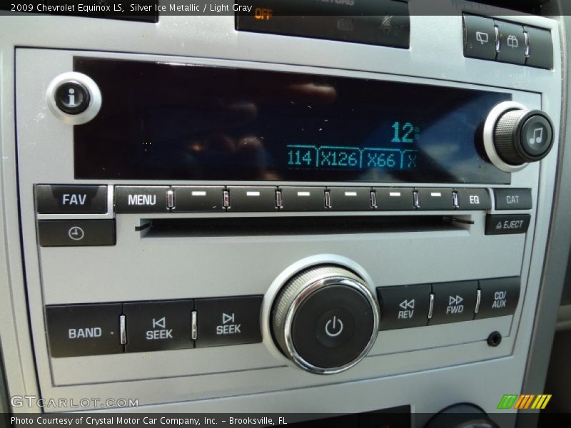 Silver Ice Metallic / Light Gray 2009 Chevrolet Equinox LS
