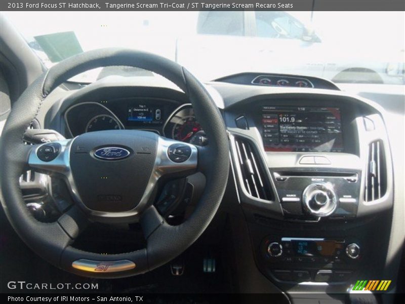 Tangerine Scream Tri-Coat / ST Tangerine Scream Recaro Seats 2013 Ford Focus ST Hatchback