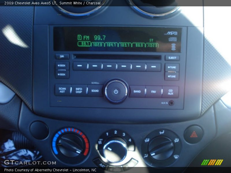 Summit White / Charcoal 2009 Chevrolet Aveo Aveo5 LT