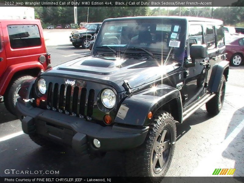 Black / Call of Duty: Black Sedosa/Silver French-Accent 2012 Jeep Wrangler Unlimited Call of Duty: MW3 Edition 4x4
