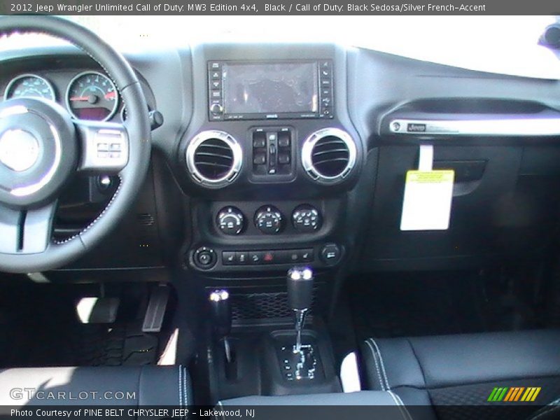 Black / Call of Duty: Black Sedosa/Silver French-Accent 2012 Jeep Wrangler Unlimited Call of Duty: MW3 Edition 4x4