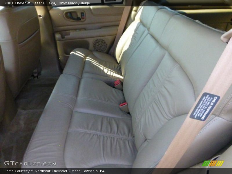 Onyx Black / Beige 2001 Chevrolet Blazer LT 4x4