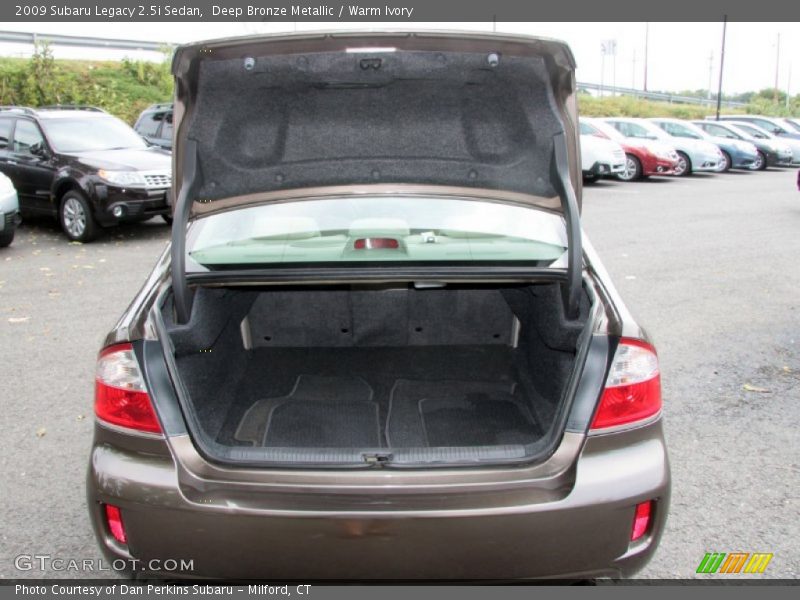 Deep Bronze Metallic / Warm Ivory 2009 Subaru Legacy 2.5i Sedan