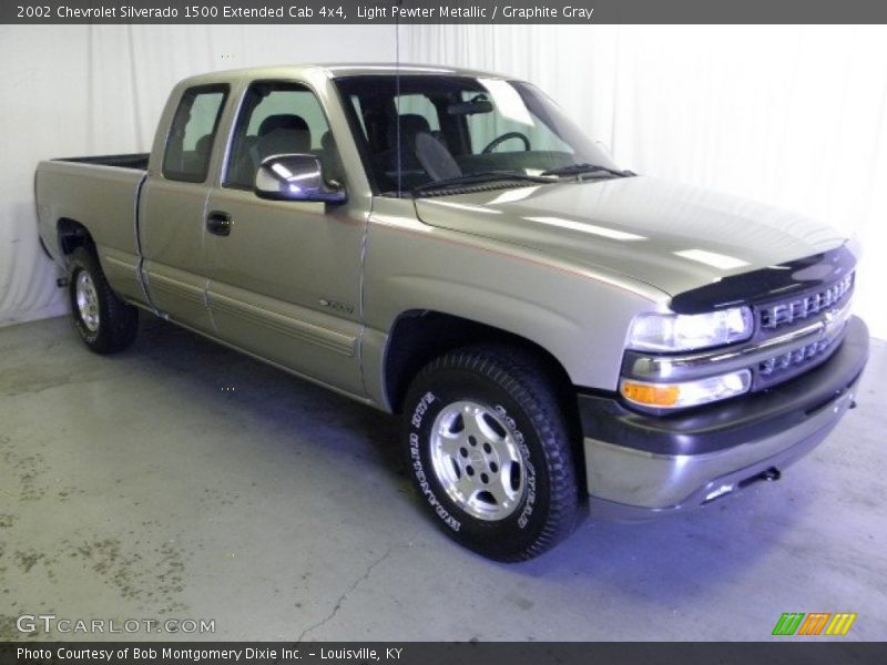 Light Pewter Metallic / Graphite Gray 2002 Chevrolet Silverado 1500 Extended Cab 4x4