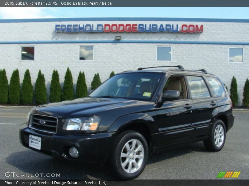 Obsidian Black Pearl / Beige 2005 Subaru Forester 2.5 XS