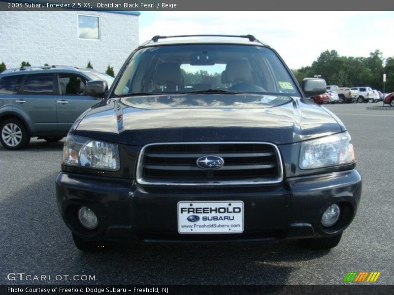 Obsidian Black Pearl / Beige 2005 Subaru Forester 2.5 XS