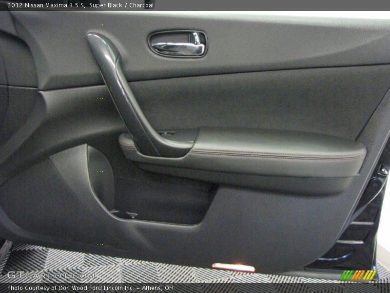 Super Black / Charcoal 2012 Nissan Maxima 3.5 S