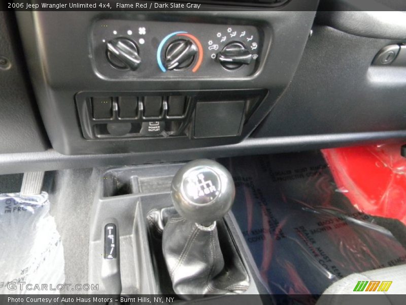  2006 Wrangler Unlimited 4x4 6 Speed Manual Shifter