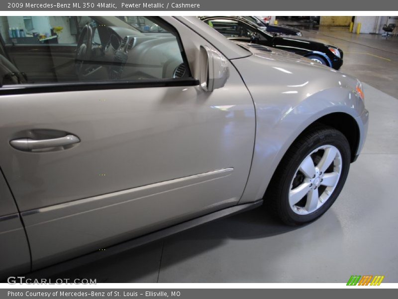 Pewter Metallic / Cashmere 2009 Mercedes-Benz ML 350 4Matic