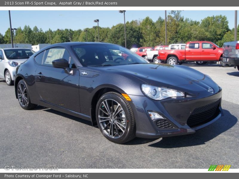 Front 3/4 View of 2013 FR-S Sport Coupe