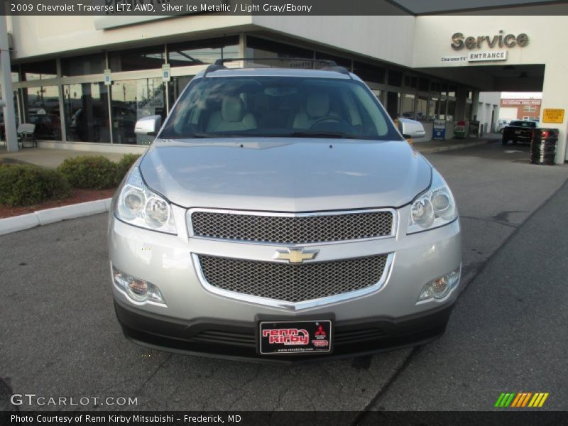 Silver Ice Metallic / Light Gray/Ebony 2009 Chevrolet Traverse LTZ AWD