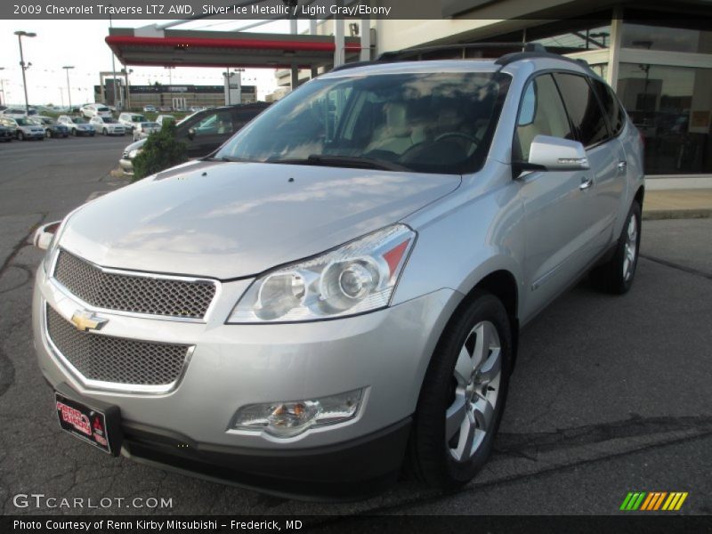 Silver Ice Metallic / Light Gray/Ebony 2009 Chevrolet Traverse LTZ AWD