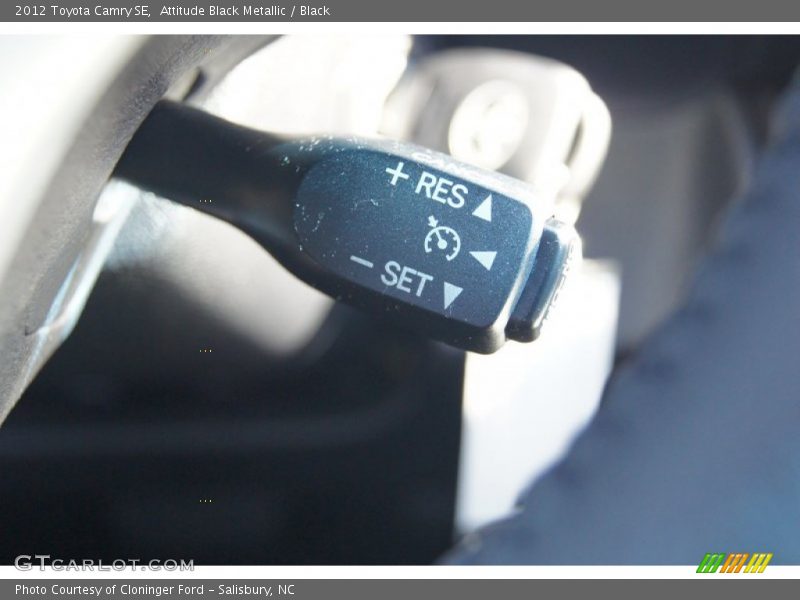 Attitude Black Metallic / Black 2012 Toyota Camry SE