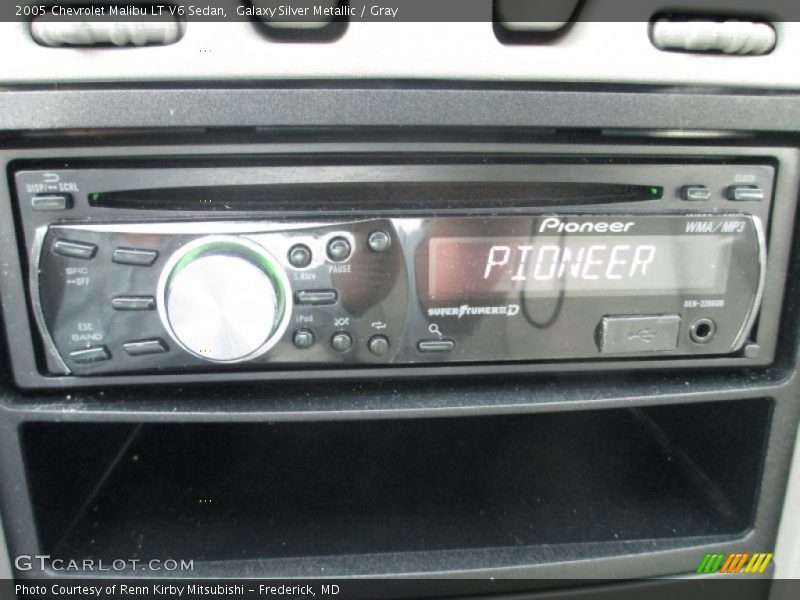 Galaxy Silver Metallic / Gray 2005 Chevrolet Malibu LT V6 Sedan