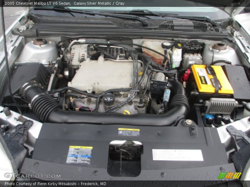 Galaxy Silver Metallic / Gray 2005 Chevrolet Malibu LT V6 Sedan