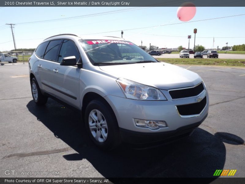 Silver Ice Metallic / Dark Gray/Light Gray 2010 Chevrolet Traverse LS