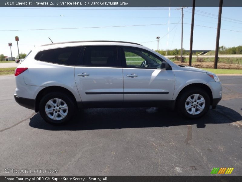Silver Ice Metallic / Dark Gray/Light Gray 2010 Chevrolet Traverse LS